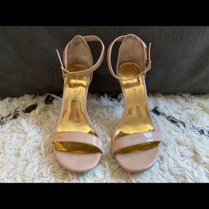 Sandals heel